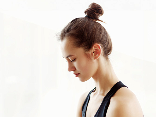 Throat Lock (Jalandhara bandha) in Yoga: Technique and Benefits