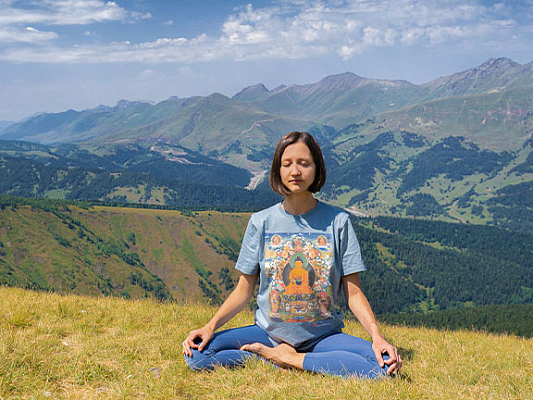 Pranayama in Siddhasana: how to sit correctly