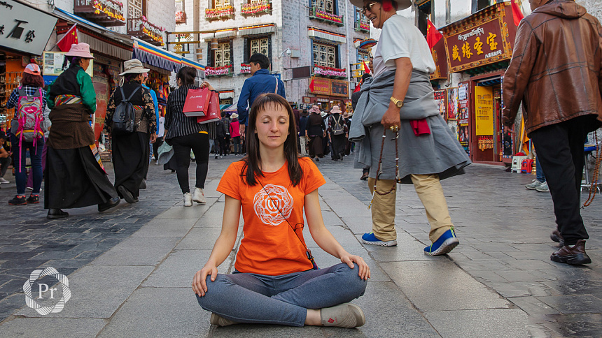 Meditation in the city photo