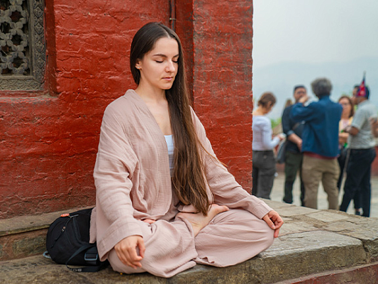 Kumbhaka in pranayama: variations, technique, and benefits for the health and consciousness